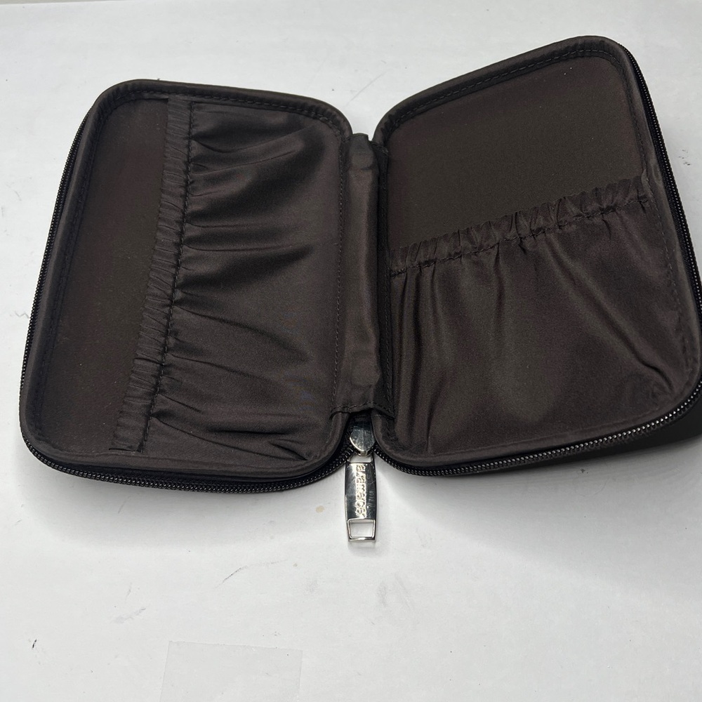 Laura Mercier Travel Brush Makeup Case Structured Zip Around - Picture 2 of 5